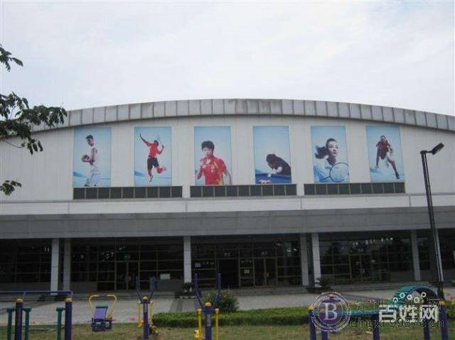 苏州电子厂急招普工月薪五千以上+包吃住+入职奖励